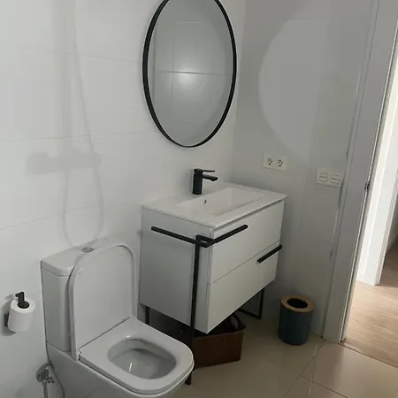 Habitacion Chambre Room Kamer Δωμάτια σε οικογενειακή κατοικία *
